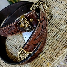 Western Genuine Leather Belt longhorn Large .Hand tooled with gold accents