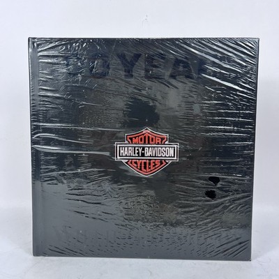 ハーレーダビッドソン　100集年記念BOOK 100 Years of Harley-Davidson by Willie G. Davidson (2002
