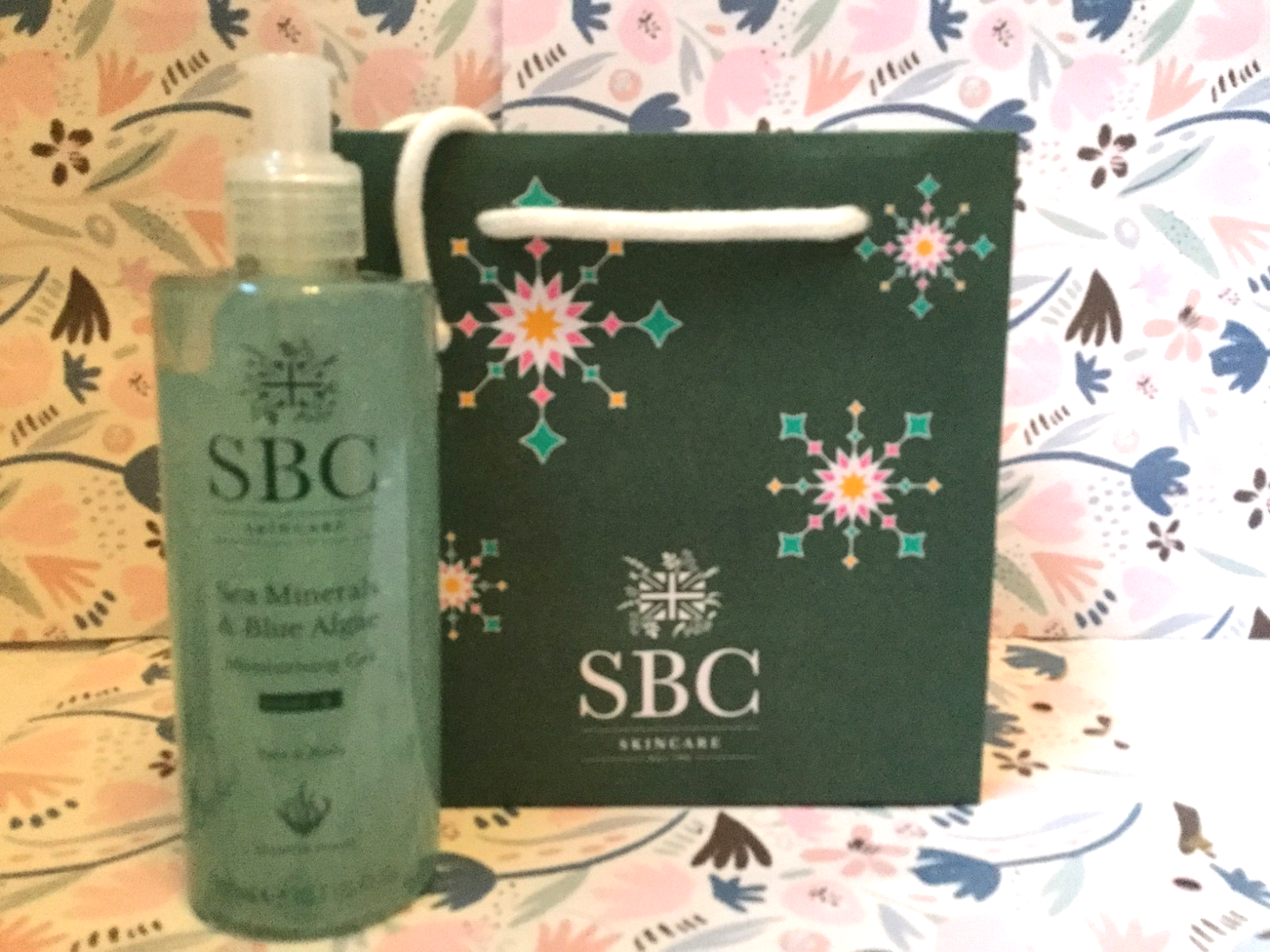 SBC❤️ Sea Minerals & Blue Algae Moisturising Gel 300ml & Gift Bag NEW