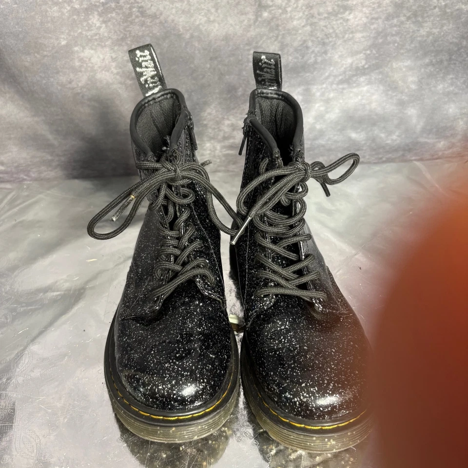 Dr Martens 1460J Botas Niñas 3 Negro Brillo Cuero Airwair Cremallera Con Cordones Foto 2 de 4