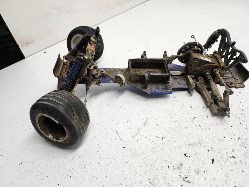 Vintage Traxxas Rustler RC R/C Nitro Vintage TRX roller - Image 2 of 4