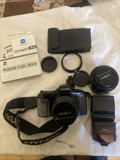 Minolta Dynax 7xi 35mm SLR Film camera with 2 lenses ,Flash, Booklets And Case