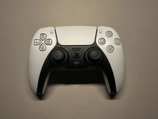 DualSense PS5 Controller (White) *GREAT CONDI...