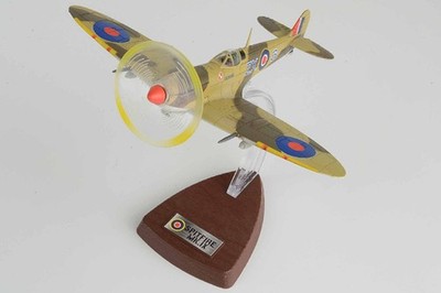 812005D Forces of Valor Spitfire Mk IX 1/72 Model EN315 RAF No.145 Sqn