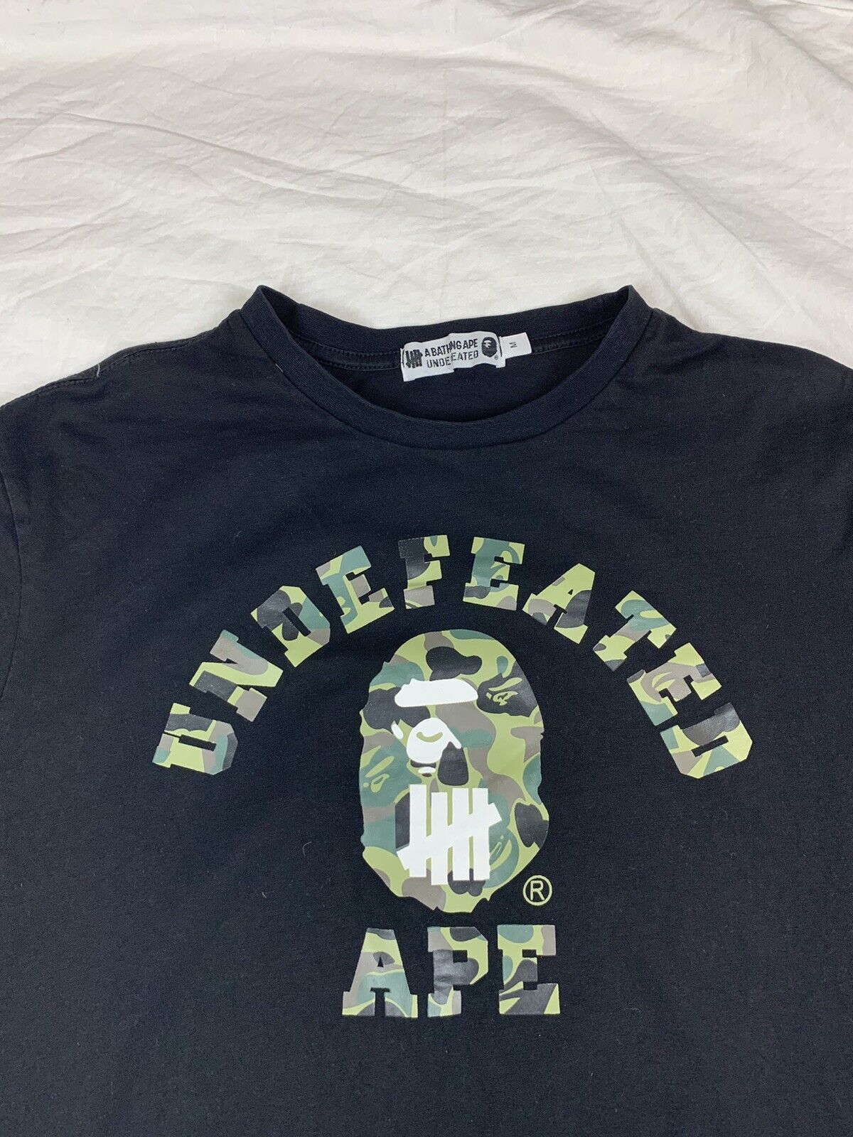 A BATHING APE X UNDEFEATED BLACK 100% COTTON T-SHIRT ‘UNDEFEATED APE’ SIZE M