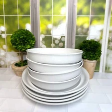 Over&Back Rimmed 8pc Porcelain Dinnerware Set – Glossy White, Gently Used