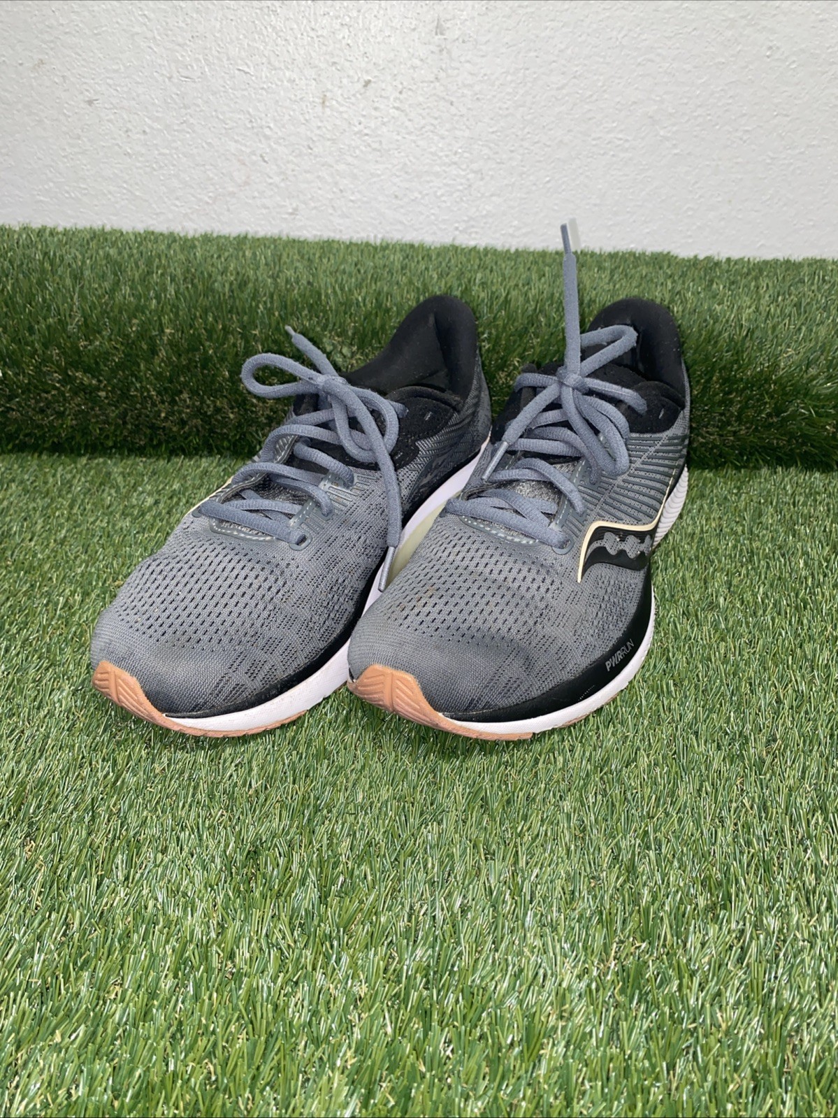 Women's Size 9 W