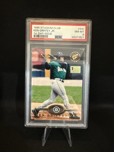 1995 Topps Stadium Club 1st Day Issue Ken Griffey Jr. #241 PSA 8