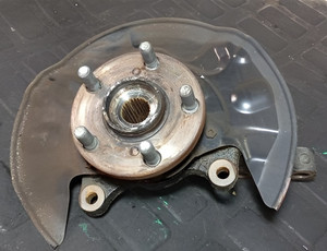 2005-2010 Scion tC Front Right Passenger Side Spindle Knuckle Assembly OEM