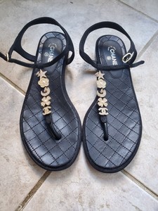 black t strap sandals