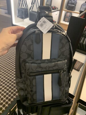 【未使用新品】Coach Animal PrintBackpackメンズ Nwt Coach Men's West Pack In Signature Canvas With Varsity