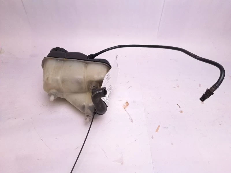 DEPÓSITO REFRIGERANTE MERCEDES-BENZ E 500 2003 - 2009 Foto 3 de 3