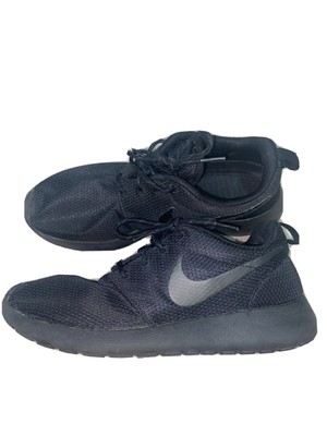nike roshe tennis shoes