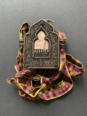 VINTAGE TIBETAN BUDDHIST GHAU GAU ALTER BOX SHRINE Antiqe