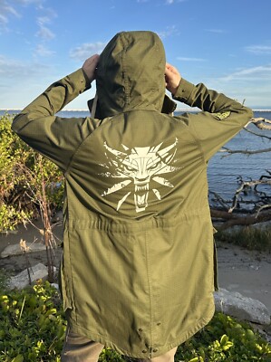 Limited Edition Green Witcher Coat (NEW CONDITION)