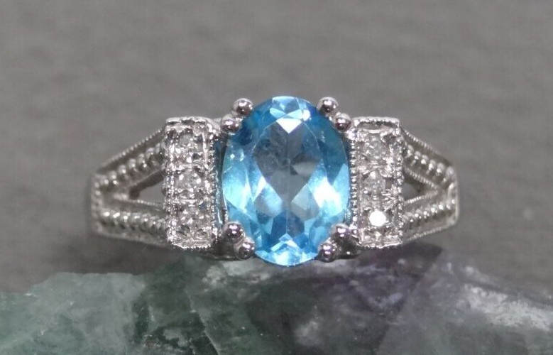 Blue Topaz 14k White Gold Ring size 6