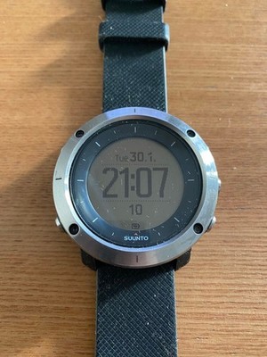 SUUNTO TRAVERSE Black Outdoor GPS Watch Hiking Timepiece Ready for Use