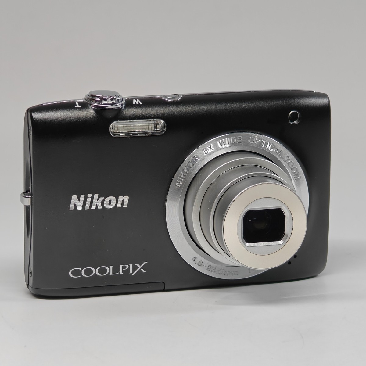 Nikon COOLPIX S2800 Digital Camera Black 20.1MP NIKKOR 5x Zoom