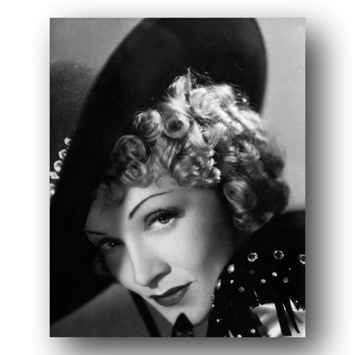 Marlene Dietrich Photo 8x10 Classic Hollywood Film Star Portrait-33
