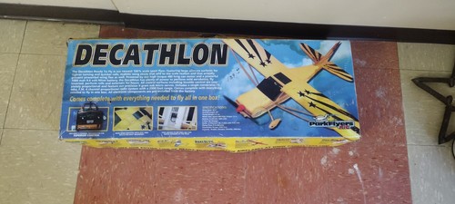 DECATHLON RC AIRPLANE - Picture 3 of 5