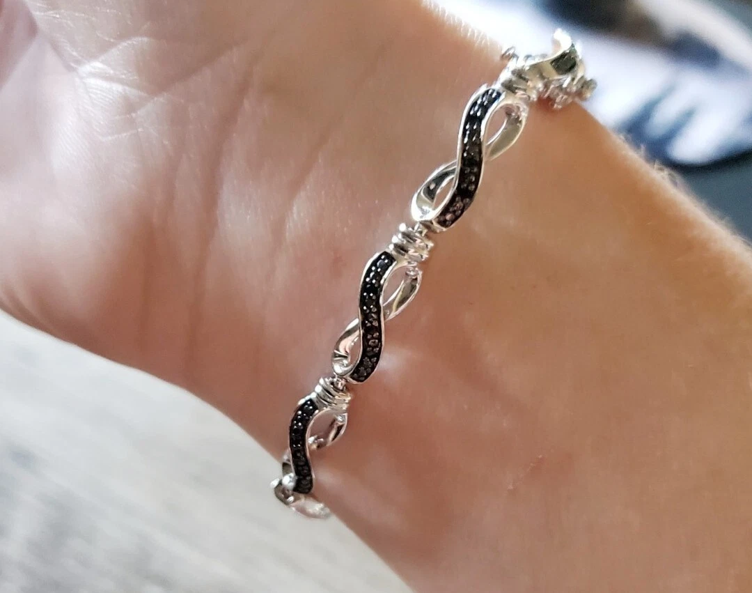 Helzberg 2024 charm bracelet