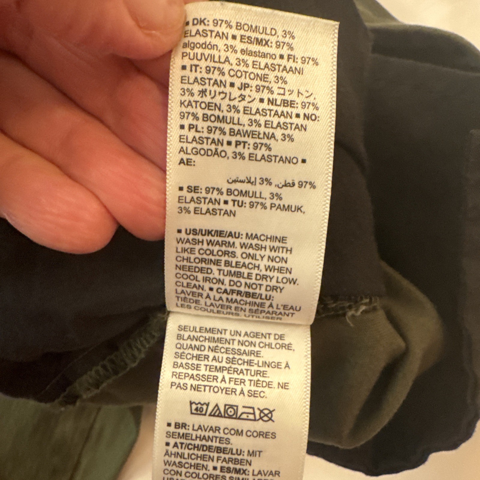 Amazon Essentials Wrinkle Resistant Athletic Work… - image 9