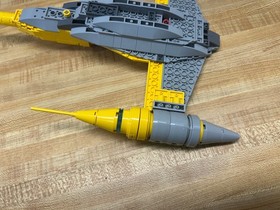 LEGO Star Wars Naboo Starfighter 7877 (incomplete)