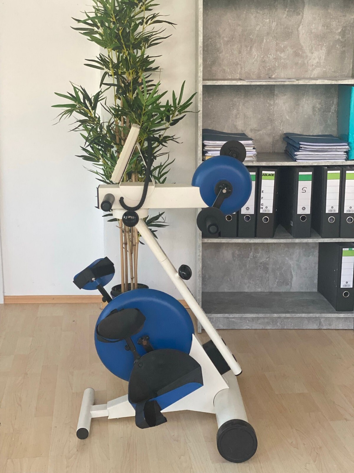 Reck Motomed viva 1 Bewegungstrainer Arm / Beintrainer