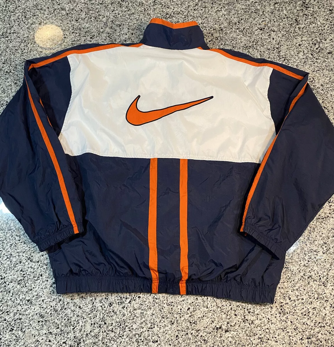 Windbreakers. Nike IN