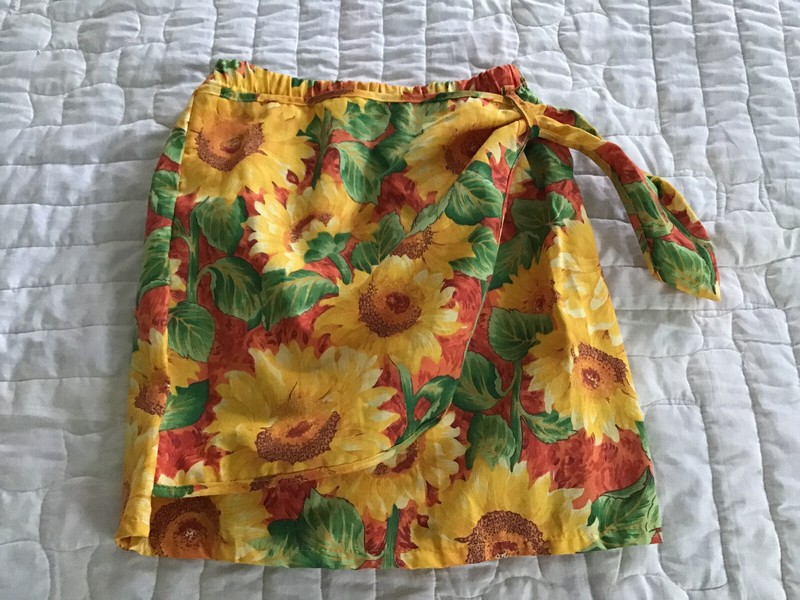 Hilton Funwear Girls Size 6 Skirt Sunflowers Cute