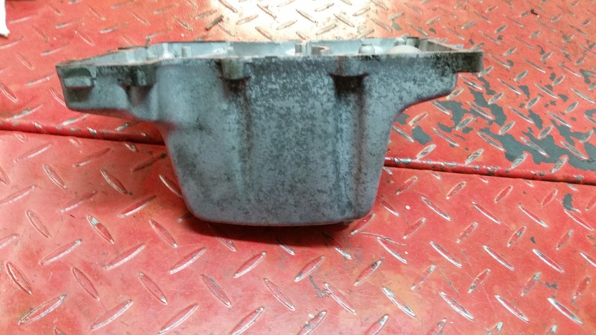 たにやんさん専用 00 KAWASAKI NINJA ZX7R OEM ENGINE MOTOR BOTTOM OIL PAN COVER