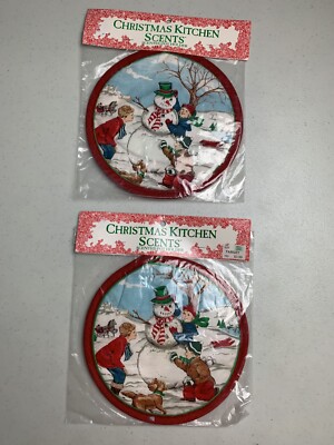 Vintage Christmas Kitchen Scents Scented Round Pot Holders Snowman Scene NOS New