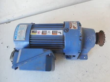 SUMITOMO AF Aeries SM-CYCLO GEARMOTOR 1/8HP 4Pole -- 60Hz -- TC-FXV/FB-02A 