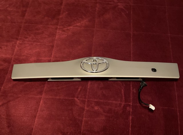 8s2 цвет toyota