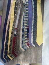 Lot Of 21 Men  s Neck Ties-Assorted Colors Patterns-classic  Vintage Styles