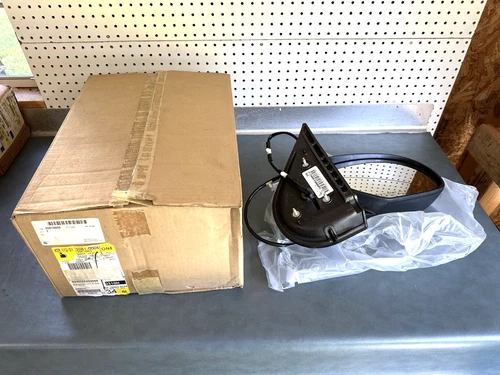 GM OEM NOS 20810005 Bright Chrome Passenger Door Mirror 2009-2014 GMC Yukon