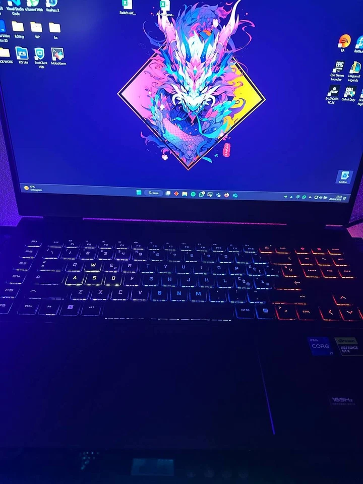 Hp omen 17-cm2004nl, Laptop Gaming NVIDIA 4070, i7 13th, 2k 165Hz,HP CARE PACK - Immagine 2 di 4