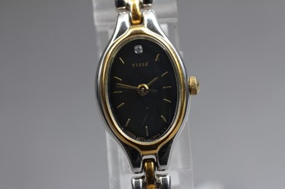 SEIKO 腕時計　オーバル　ゴールド　1F21‑5A00 1990年代 Seiko Oval 1F21-5A00 Vintage Women's Watch in Gold – Eleven13 Studios