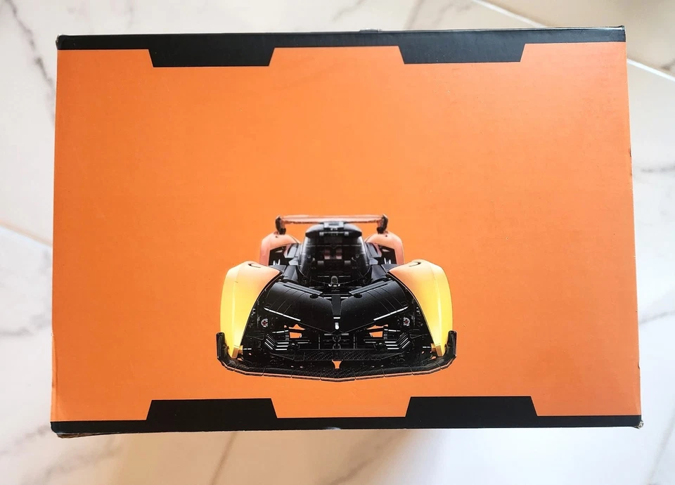 NISB McLaren Solus GT Technic Set, 1:8 Scale Motorized Replica | 2,135 Pcs - Image 2 of 4