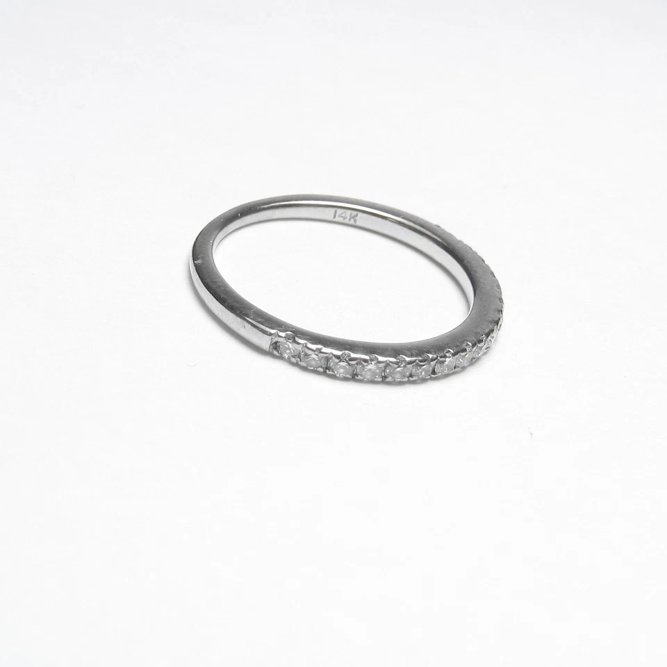 Anillo estilo banda diamantes talla brillante de oro blanco de 14 quilates Scott Kay Estate 0,25 quilates Foto 2 de 4