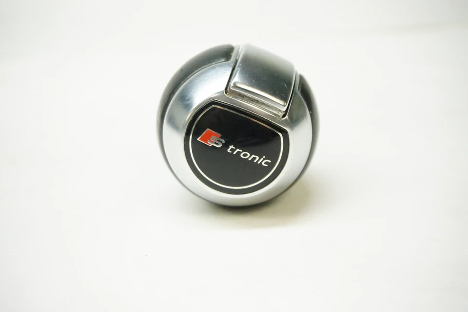 Pomo de cambio de transmisión Audi A3 S Line 2010-2013 8P0713141 Foto 2 de 4