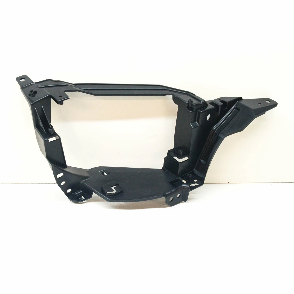 NEW BMW X5 G05 M REAR EXHAUST TAILPIPE BRACKET 51128074188 19-20 