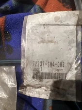 Honda OEM 72237-SM4-003 Plastic Clip