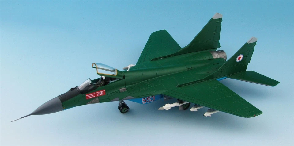 Hobby Master 1:72 MiG-29 Fulcrum-A KPAAF Ala 57 Rojo 553 Oncheon AB HA6505 Foto 4 de 4