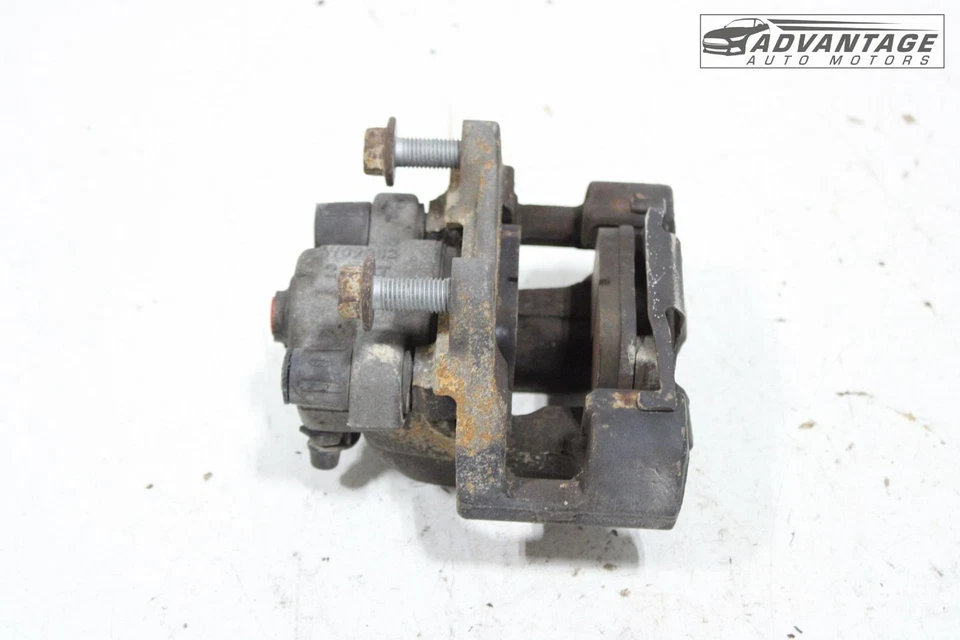 2014-2016 BMW 328I GT XDRIVE F34 AWD REAR LEFT SIDE ABS BRAKE CALIPER OEM - Image 4 of 4