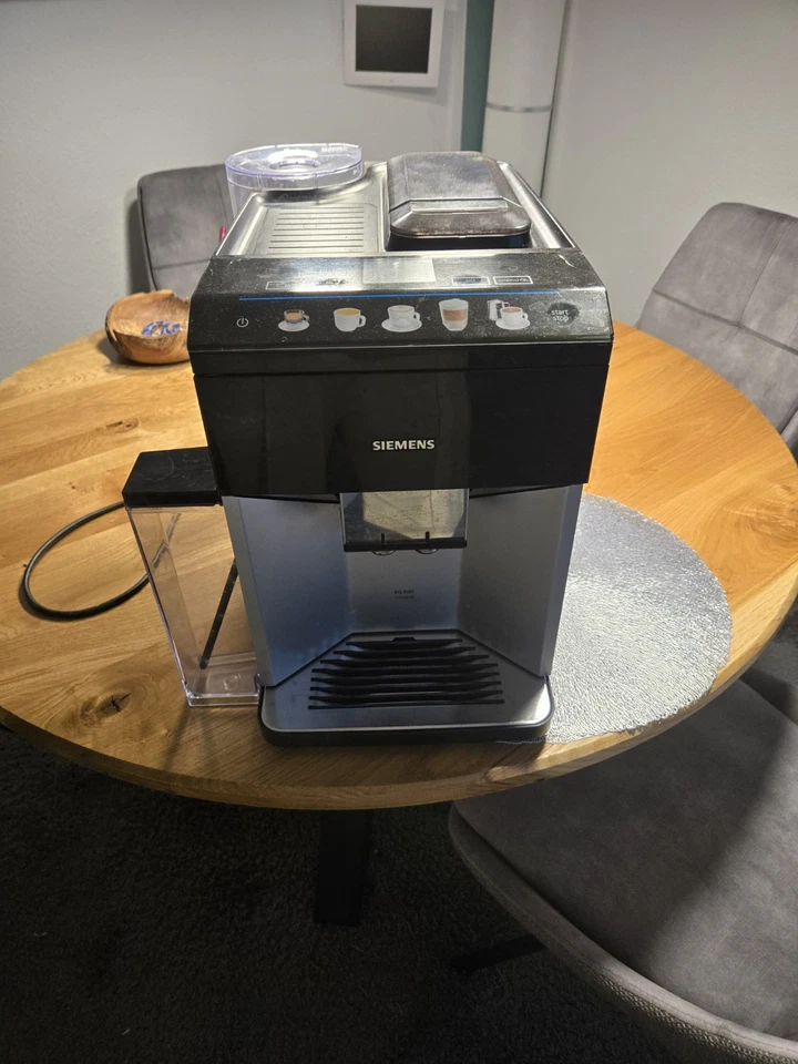 Siemens EQ.500 TQ503D01/04 Edelstahl Kaffeevollautomat - Saphirschwarz...