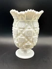 Vintage Westmoreland “Old Quilt” Milk Glass Celery Vase 6.5”