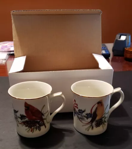 2 Lenox Winter Greetings Mugs cups  New in Box 