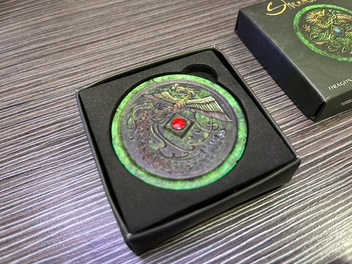 NEVER PLAYED Shenmue (Dreamcast, 2000) Like New - With Limited Edition Medallion - Picture 8 of 10