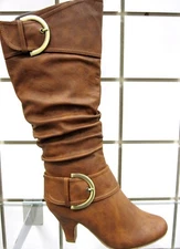 New Women's Top Moda Bag 9 Slouch Kitten Heel Buckle Accent Tan Size 9